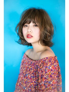 アーツ 町田(arts) アッシュベージュ×外ハネシフォンボブ