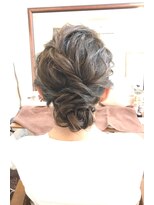 ロカット サロン(Roquat Salon) ゆるふわ前髪アップアレンジ【ヘアセット 立川/立川南/成人式】