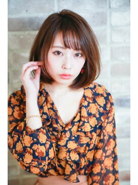 クロワ(croix) 【croix】ナチュラルロブ×切りっぱなしボブ