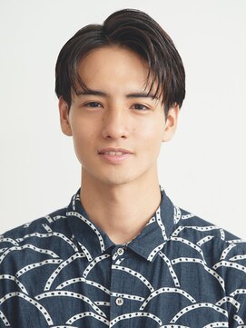 ルクスドレ 新宿(Luxe doree') コンマヘア/ツイストスパイラル/アップバング/ケアパーマ[新宿]