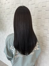 クラリティ(CLARITY) 艶感あふれるロングストレートヘア