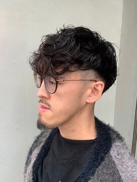 ソアー 新大阪(SOAR) オシャレ男子流行ツーブロックスペインカールスタイル【新大阪】