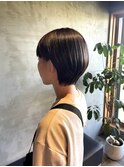 ショートボブ