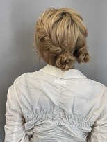 クレーデ ヘアーズ 五日市店(Crede hair's)&nbsp;ツイン団子ヘアセット