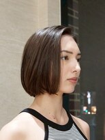 カルム(kalm)&nbsp;20代30代ミニボブ前髪あり前髪なし顔周りレイヤーカットオリーブ