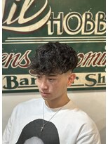リルホビーズメンズグルーミング(Lil Hobbys Men's Grooming)&nbsp;＜理容室＞＜バーバー＞海外スペインカールパーマスタイル