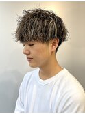 ハイライトカラー　ツイストスパイラル　メンズパーマ