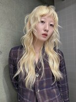 キャロルガーデンズ ボコカ 表参道(Carroll Gardens bococa) ブロンド_ショートバング_フェイスレイヤー