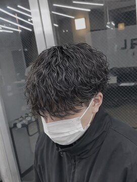 オーバル ジングウマエ(OVARL jingumae) 細かめ波巻きパーマ