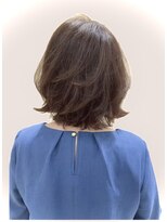 アルム(arum) ふんわり揺れるボブ /横浜/元町/白髪ぼかし/半個室