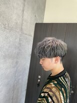 ヘアーサロン ウノ 新百合ヶ丘(hair salon UNO) シルバー×ブラック
