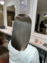 アルル 銀座(alulu)&nbsp;髪質改善★オリーブグレージュ★ミディアムヘア