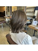 グラ デザイン アンド ヘアー 天王寺店(GRAS DESIGN & HAIR by HEADLIGHT)&nbsp;ブリーチなしアッシュカラー×ロブレイヤー