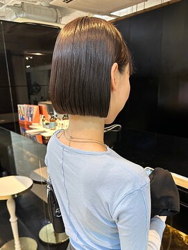 ケーツー心斎橋 クイーンズガーデン バイ ケーツー(K two QUEEN'S GARDEN by K two) 大人ミニボブ/ショートストレート