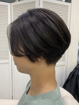 オリ(Oli)の写真/“艶”と“透明感”を叶えるグレイカラー♪大人女性のためのカラーで、オシャレをもっと楽しんで*