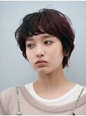 やわらかい質感のニュアンスカールショートヘア