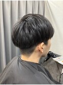 黒髪ツーブロマッシュ
