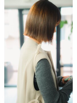 エマ 照国店(EMMA) ボブ 髪質改善/白髪改善/白髪ぼかし/脱白髪染め/縮毛矯正