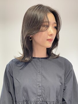 ヨーク(YOKE) 【 YOKE 】顔まわりレイヤーフェイスレイヤー小顔