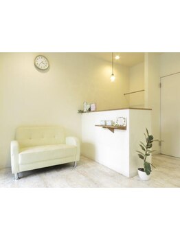 大人女性に支持される理由は、丁寧なカウンセリングと技術にあり。大人女性の魅力を最大限に引き出します♪