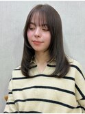 グレージュ レイヤー 前髪 顔まわり 