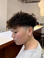 ヒュー 広島(HEW) キッズ/子供/カット/ツイストスパイラルパーマ/スペインカール