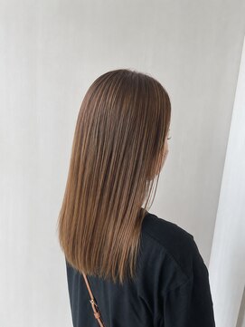 コレロ ヘアー(KORERO hair) 20代30代に人気！シアーベージュ×ナチュラルハイライト