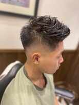 ヒロギンザバーバーショップ 神楽坂店(HIRO GINZA BARBER SHOP)&nbsp;ソフトパーマスキンフェード