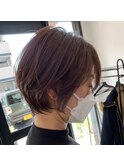 ピンクグレージュ