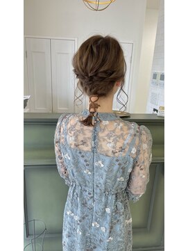 インフィールヘアー(Infeel hair) ミディアムヘアアレンジ