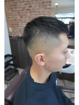 ヘアーアンドシェーブ ジンジャー(GINGER) crop