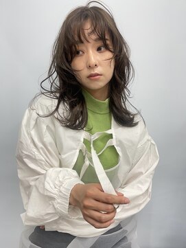 デイジー(Daisy) 天神 大名 レイヤー ベージュカラー