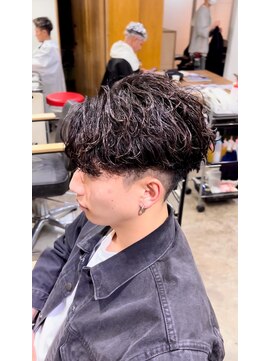 エルオム(EL.HOMME) 波巻きニュアンスパーマ