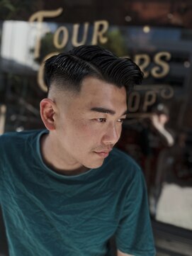 フォーコーナーズ(Four Corners) サイドパート