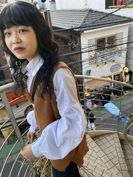 フィン(fin,) fin, ケアブリーチカラー/ハイトーン/ダブルカラー/パーマ/天神