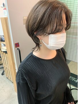 キューズ クラブ(cuz KLUB) 【cuzKLUB】ショートウルフ×アッシュベージュ*池袋