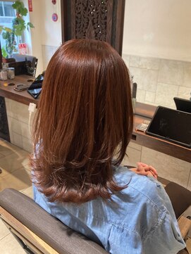 ヘアリゾート粋 ティガ 池袋店(tiga) くびれヘア/外ハネロングレイヤー/オレンジブラウン