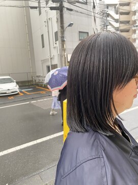 リブラン バイ ルッカ(Liburan by Lucca) 3月ミディアムレイヤー