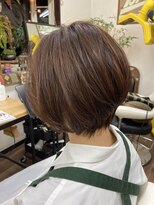 ルーツ&nbsp;前下がりボブ