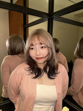 リー 梅田(Lee) Minato/ハッシュカット/ルーツカラー/ブリーチ/髪質改善