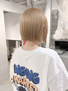 フォト 新宿三丁目(foto) 大人ガーリー/似合わせカット/ミディアムレイヤーカット/新宿