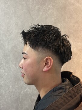 ザ クラン バイ ヘッドライト 仙台長町店(THE CLAN by HEADLIGHT) アップバング/スキンフェード