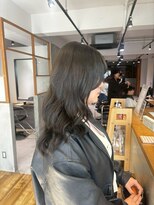 アカラ(acala)&nbsp;グレージュセミロング【20代30代40代/イルミナカラー/髪質改善】