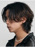 テーパーフェードフェザーパーマセンターパートビジネスヘア