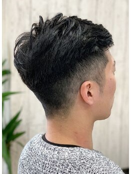 Charmant for hairのカット＋パーマで爽やかメンズに☆プロの技術でセンスある雰囲気へと仕上げてくれる◎