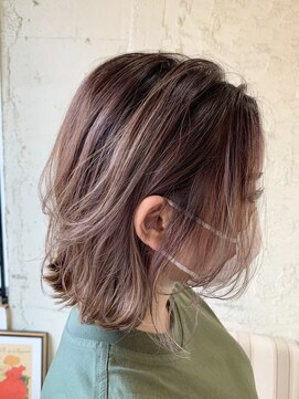 テオト(teoto.) ゴールドベージュ