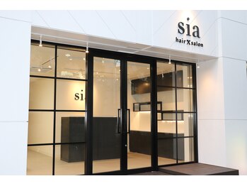 半個室型　美容室　hair salon sia