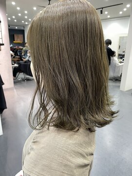 ディア(Dear) ブリーチなしolive beige .