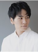 コンマバングセンターパートスッキリナチュラルメンズヘア恵比寿