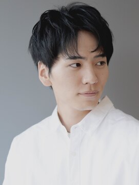 アルム 恵比寿(ARUIM) コンマバングセンターパートスッキリナチュラルメンズヘア恵比寿